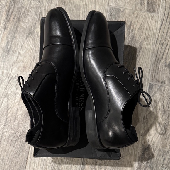 Kenneth Cole Classic Black Leather Oxfords main image 4